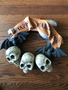 Creative Design LTD Skull and Bat Halloween Wreath NWT